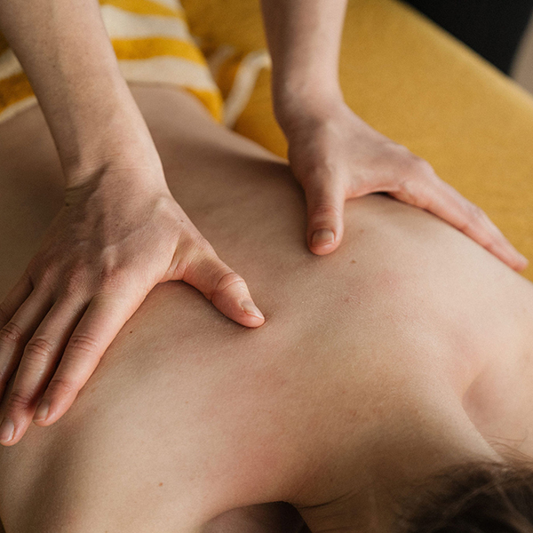 Schwangerschaftsmassage und Mamamassage_227